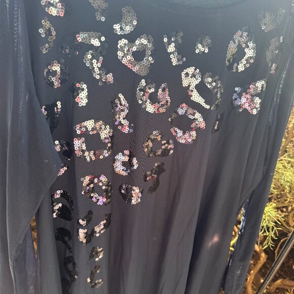 DG2 by Diane Gilman Women's Size 1X Sequined Pullover Dress Shirt Navy NWT - Picture 7 of 16